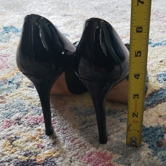 L.K. Bennett patent leather heels - Picture 7 of 8